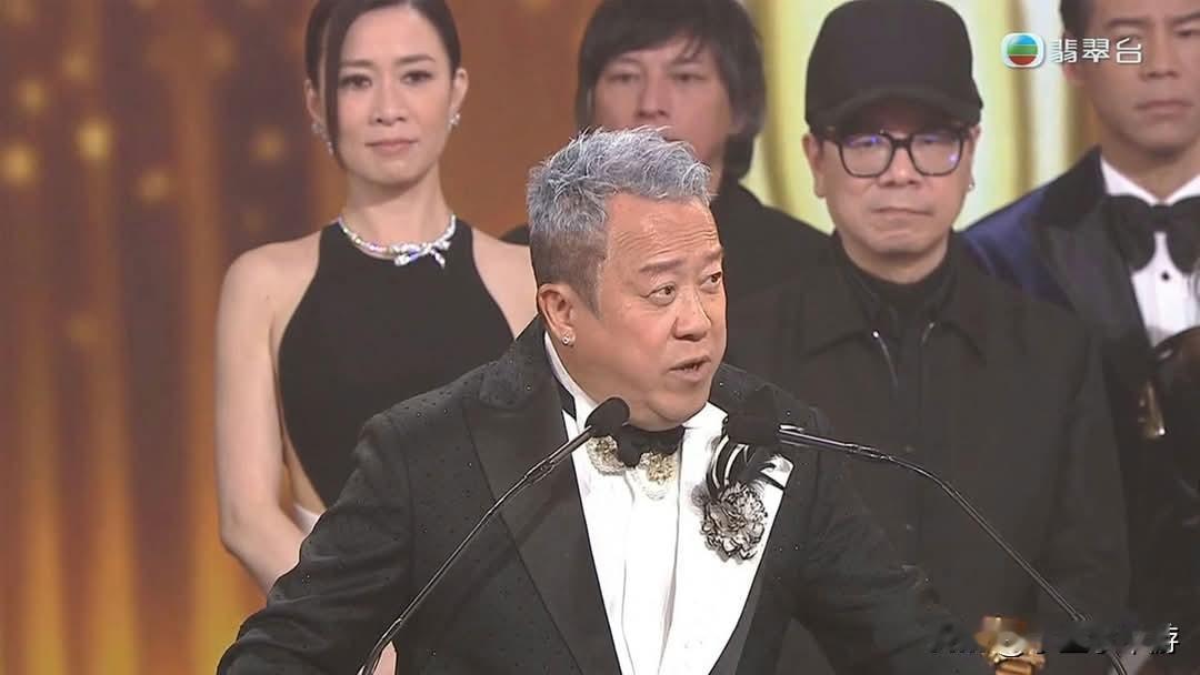 中国香港TVB总经理（节目内容营运）曾志伟于昨晚（4日）举行的《万千星辉颁奖典礼