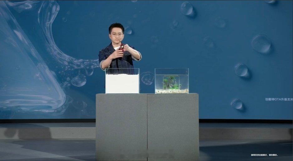荣耀X70 荣耀X70发布会开始了，看点还是很多的，各种硬件设备都多了，建议大家