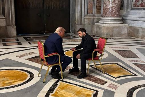 如果特朗普真让泽连斯基本周五踏进白宫，那特朗普可就真的颜面尽失了。
 
这事不只