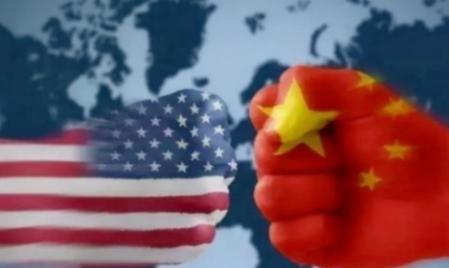 美国要是倒下了，最受伤的还是中国，为什么这么说，因为美国现在还是第一。
话说美元