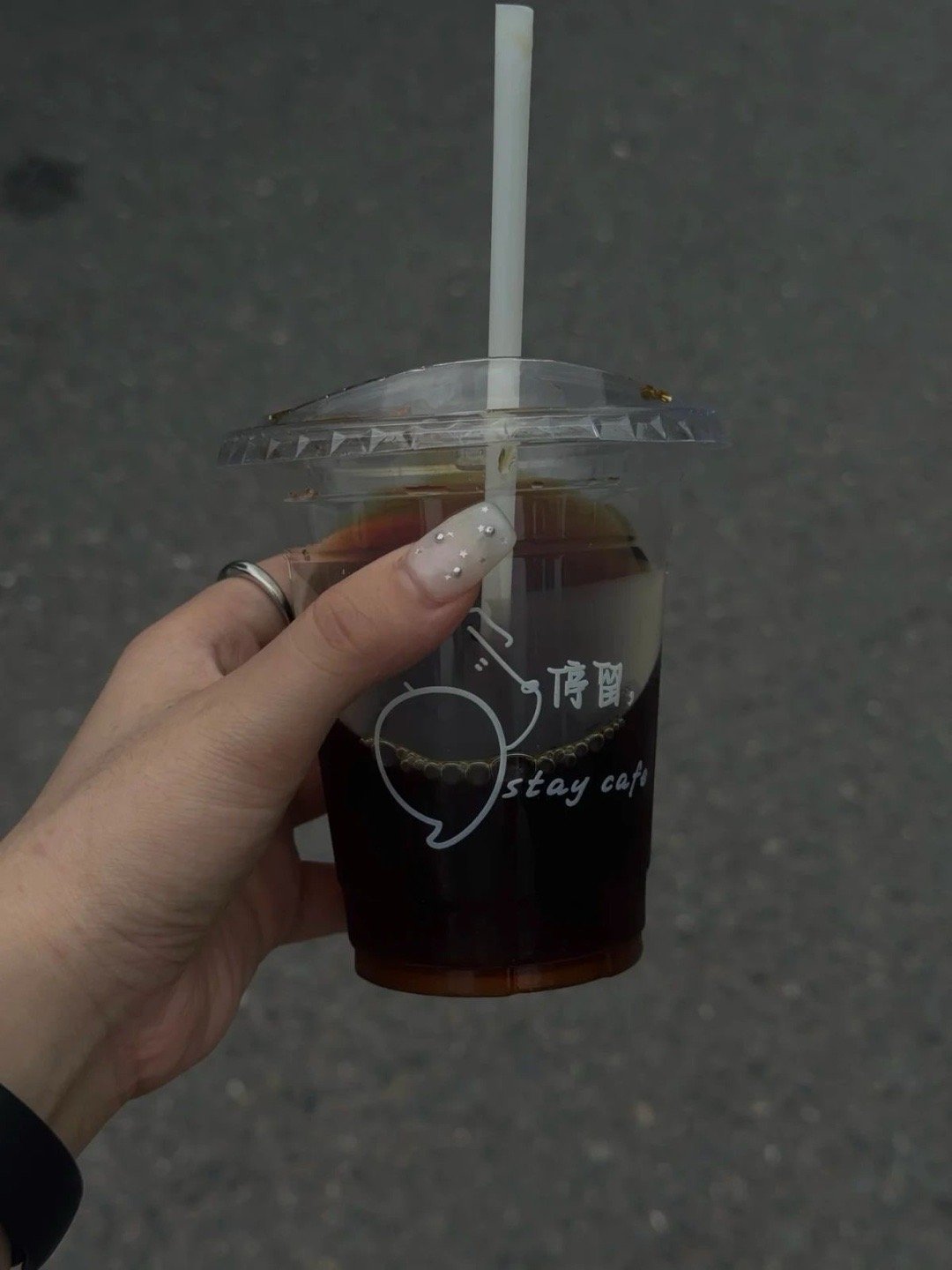 𝑺𝒐 𝑯𝒐𝒕 🥵 天热 借你的冷淡避避暑 ​​​