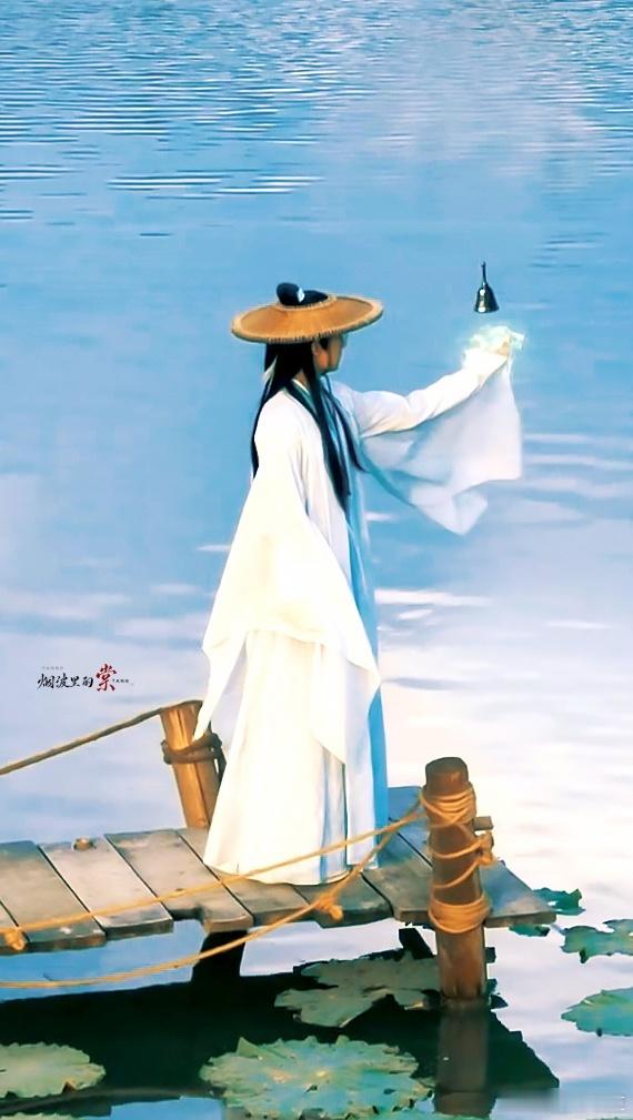 原来杨洋交作业前也会紧张 没想到舞台上光芒万丈的杨洋，交作业前也会小紧张呢！不过