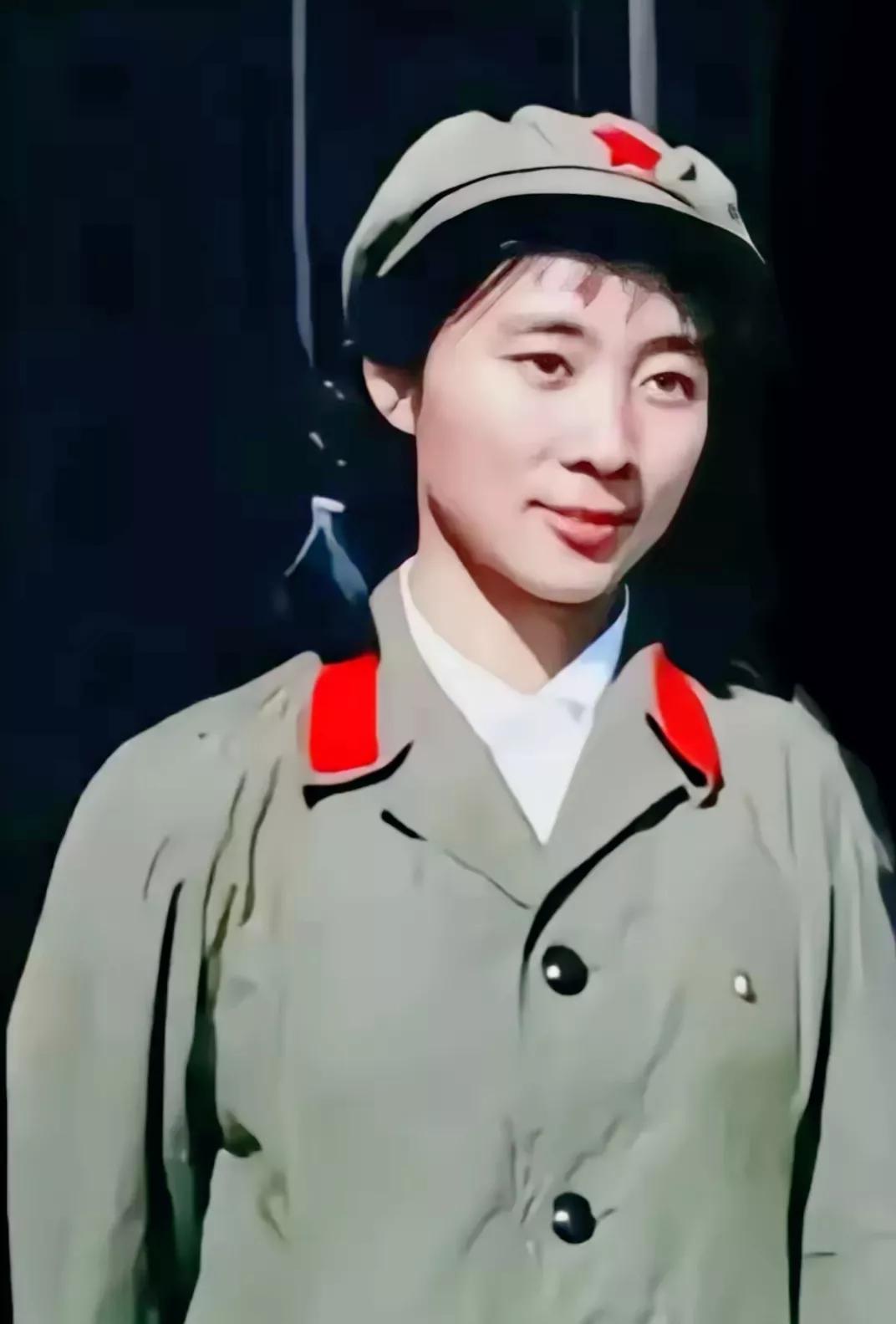 这是一张林豆豆青年时期的照片，典型的东方美女
#，珍贵历史影像# ，#祝愿林豆豆