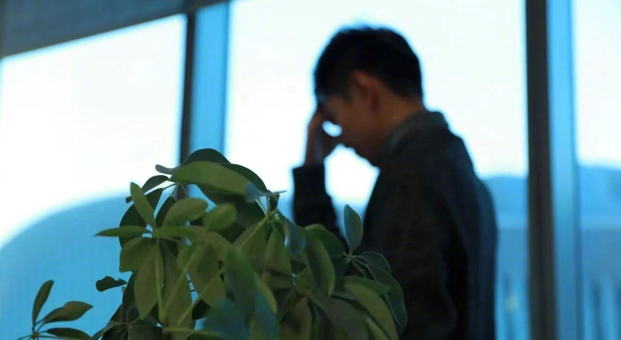 硬核研究所【年轻人猝死主要与这6件事有关】2023年中国循环杂志上发表的一项研究
