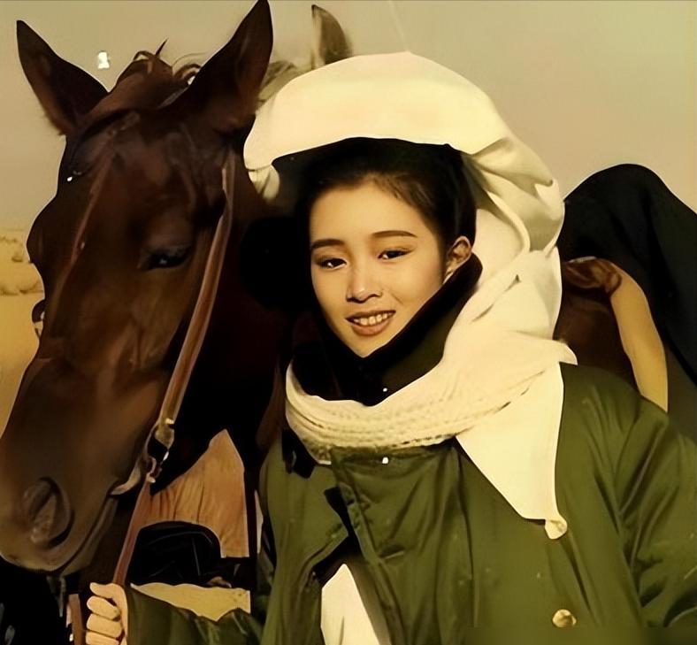 命运只给你几秒钟清晰的机会。
当年《红高粱》选角，史可才是板上钉钉的“九儿”。