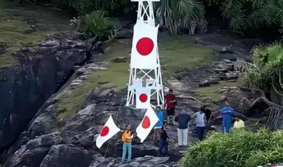 现在正是中日冲突我们为什么不趁这个机会，把钓鱼岛上日本的灯塔都拆掉，说白了，如果