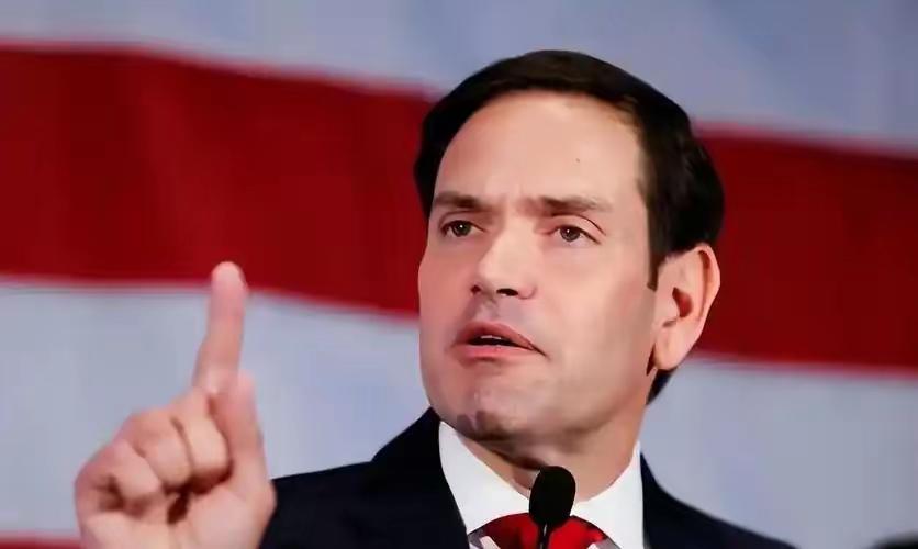 ​美国国务卿卢比奥可是出了名的反华先锋，他曾经的言论给中国造成了巨大的伤害，他在
