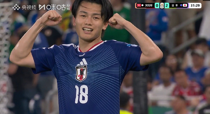 #日本队连续进球# 日本队再度进球，上田绮世突施冷箭，2-0领先~#突尼斯队换帅