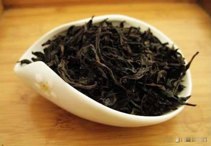 #秋日生活打卡季#肉桂茶，这一源自武夷山深处的瑰宝，是否足以跻身高档茶之列？让我