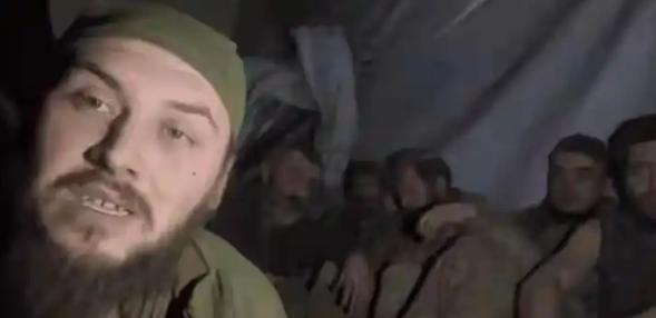 乌克兰121国土防御旅士兵公开曝出前线困境，原本承诺的一月轮换未能兑现，不少士兵