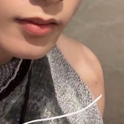 这个痣好像一直在对我说来呀来呀 