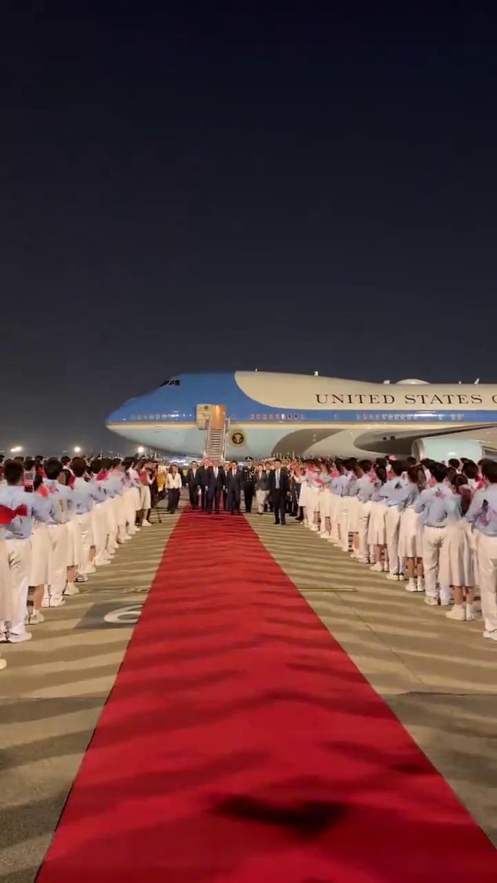 欢迎欢迎。
欢迎欢迎！欢迎欢迎！欢迎欢迎！欢迎欢迎！热烈欢迎！欢迎欢迎！欢迎欢迎