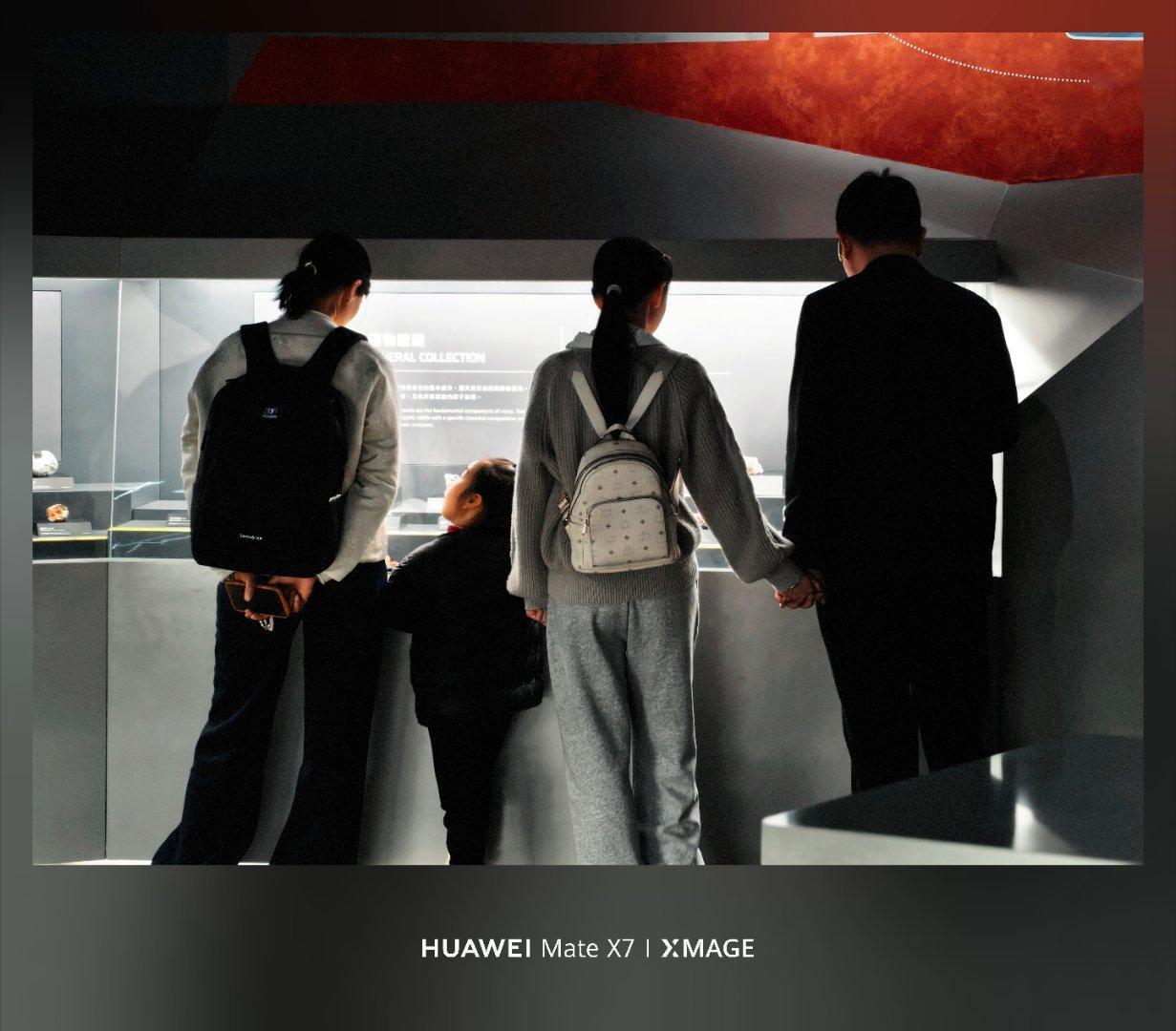 昨儿特种兵带娃，走了两万多步今天又是暴走的一天，科技馆/海洋馆走起！这么比起来，