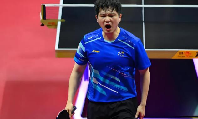 🔥“体育明星记大功，是实至名归还是流量作祟？”🔥樊振东拟记大功引争议，有人欢