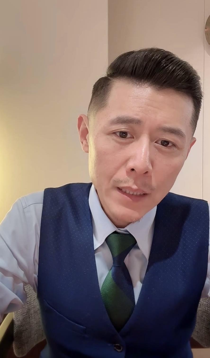 连麦女子：冰哥，我高中有个历史老师，课堂上说的一些东西……像你们那年代公知，但比