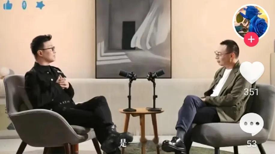 这位采访汪峰的主持人是谁呢？他总是插话，影响嘉宾的表达流畅度，观众看着也很别扭!