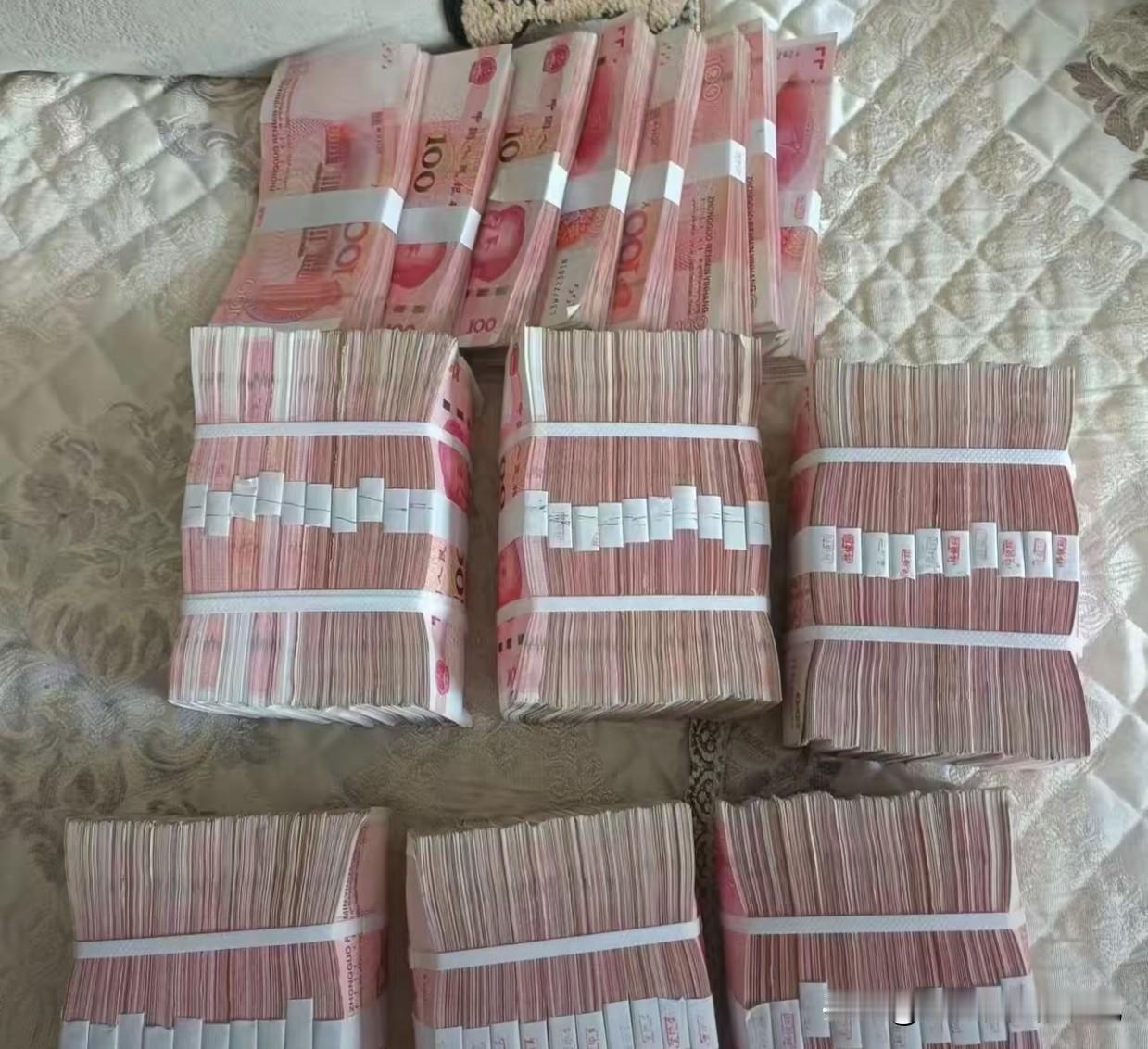 给你一千万，你会坐享其成还是艰苦创业？

放银行吃利息，一年二十来万，普通日子够