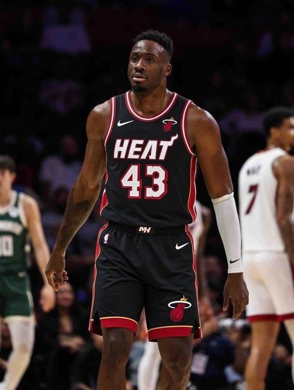 Shams啥时候公布你加盟热火的消息啊nba自由市场nba交易
