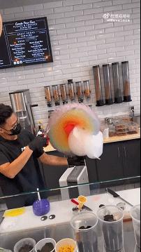 把棉花糖都做成这样了，生意能不好吗