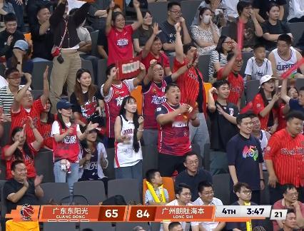 双倍快乐的一天么 广东男篮vs广州男篮 山东男篮vs辽宁男篮