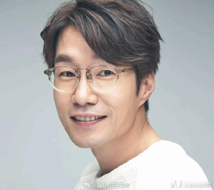 亲友称宋英奎因酒驾恶评难受 据韩媒，宋英奎亲友透露他去世是因为酒驾新闻和恶评，酒
