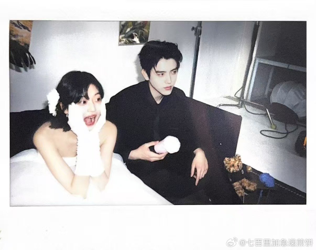 哇塞《纯真年代的爱情》陈飞宇孙千婚纱照，看点方心有霓 