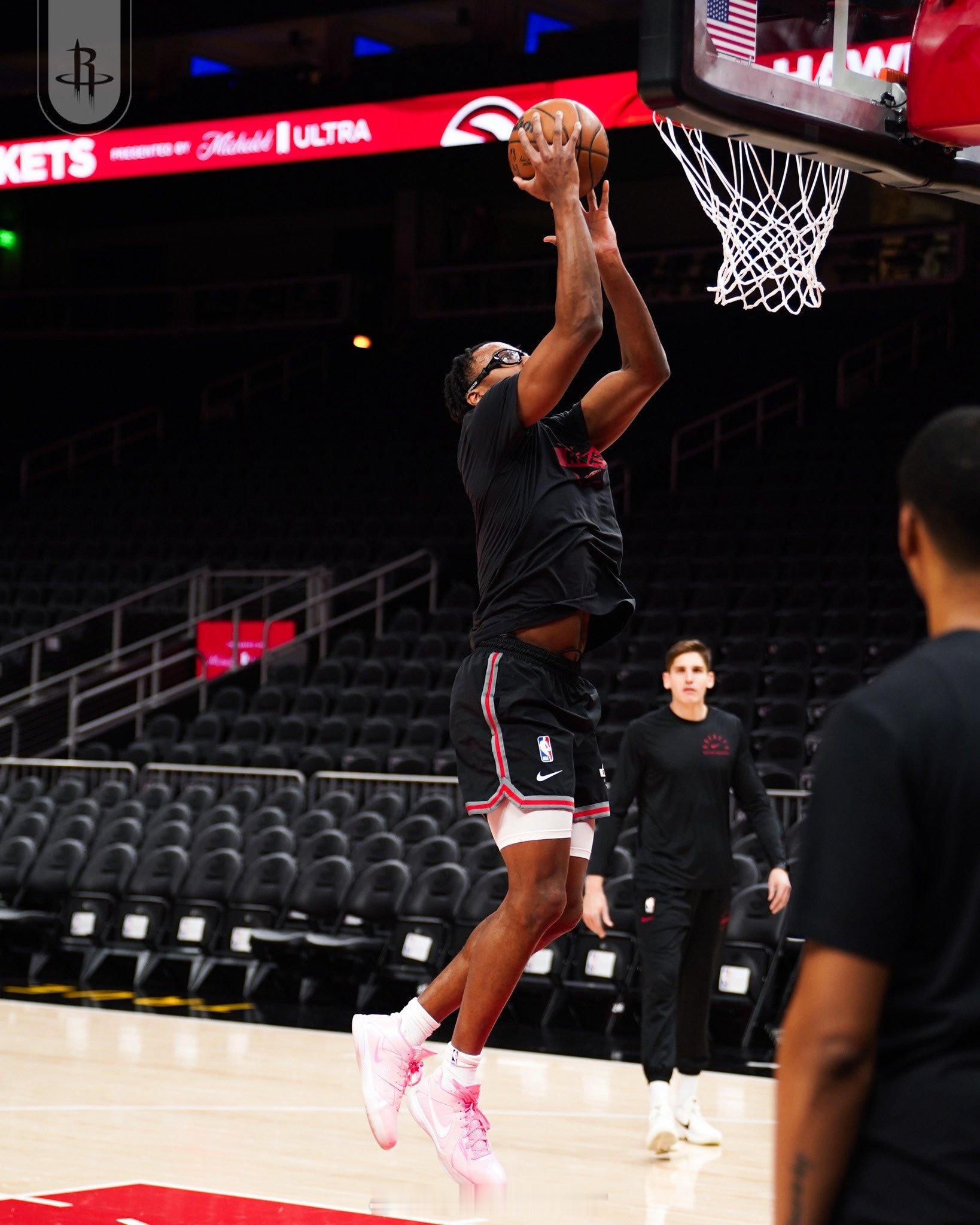 今年剩下的比赛愿望：杜兰特健康打完本赛季，年轻球员继续成长，特别是谢泼德另外以斯