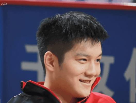 作为局外人，我们光是看着都觉得心痛又无力。从巴黎周期一路走到现在，外界只看到结果