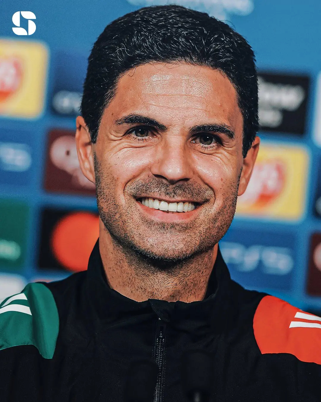 阿尔特塔执教下的阿森纳在酋长球场的欧冠小组赛/联赛阶段战绩：◉ 4-0 胜 埃因