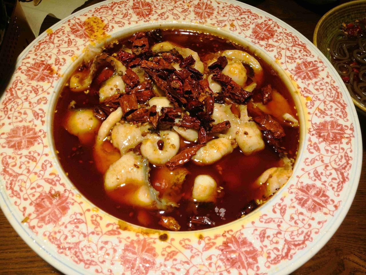 今天晚上，我们一家四口在外面餐馆吃的晚饭，一共花了346元，把我家这一个星期的买
