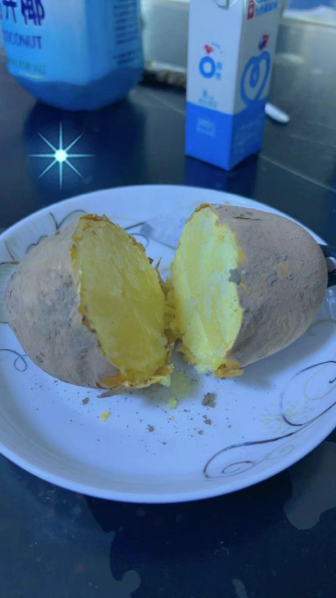 我的心事 像洋葱 拨开的每一层都会让我落泪…
