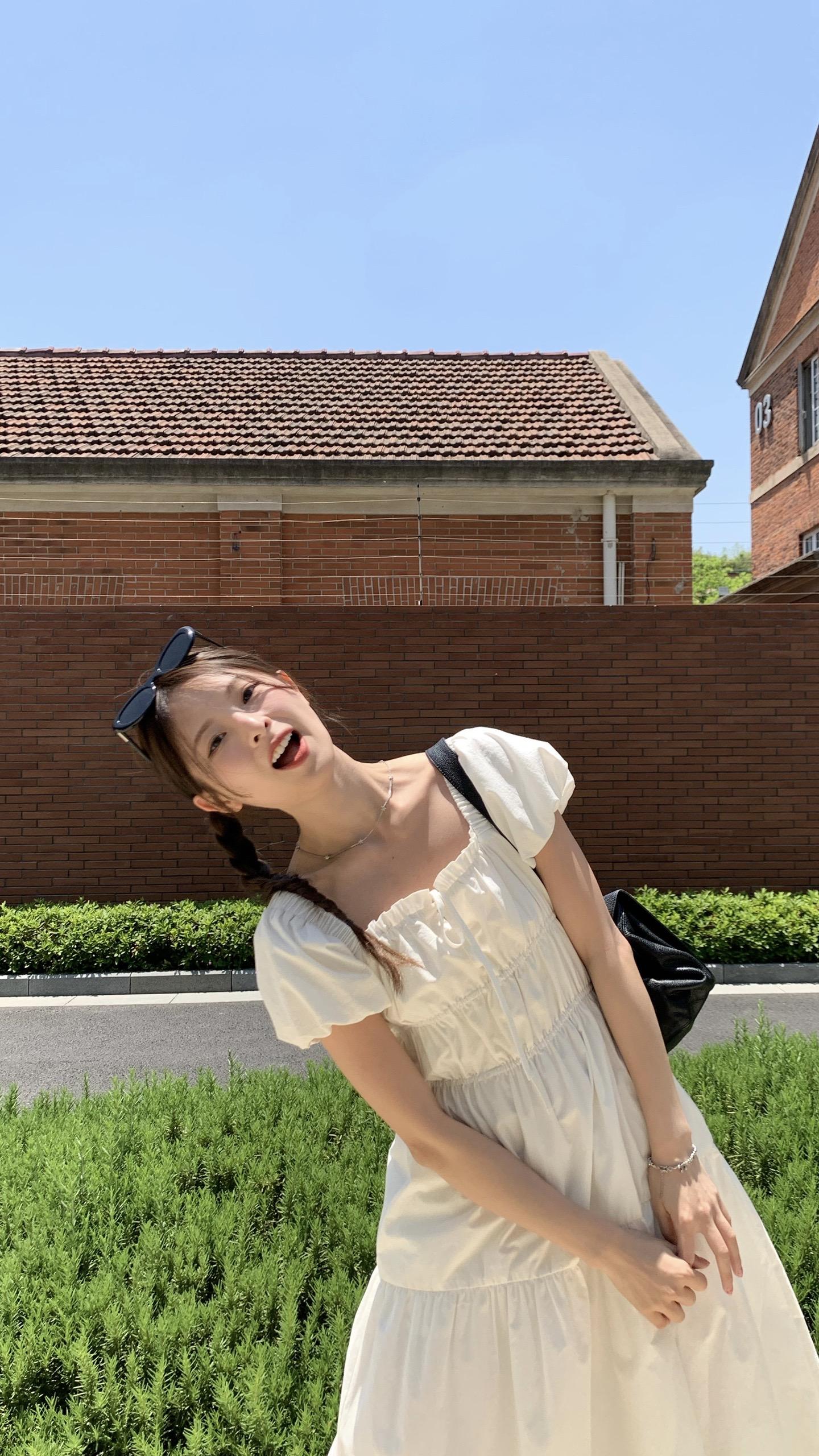 我的故事总是发生在夏天。