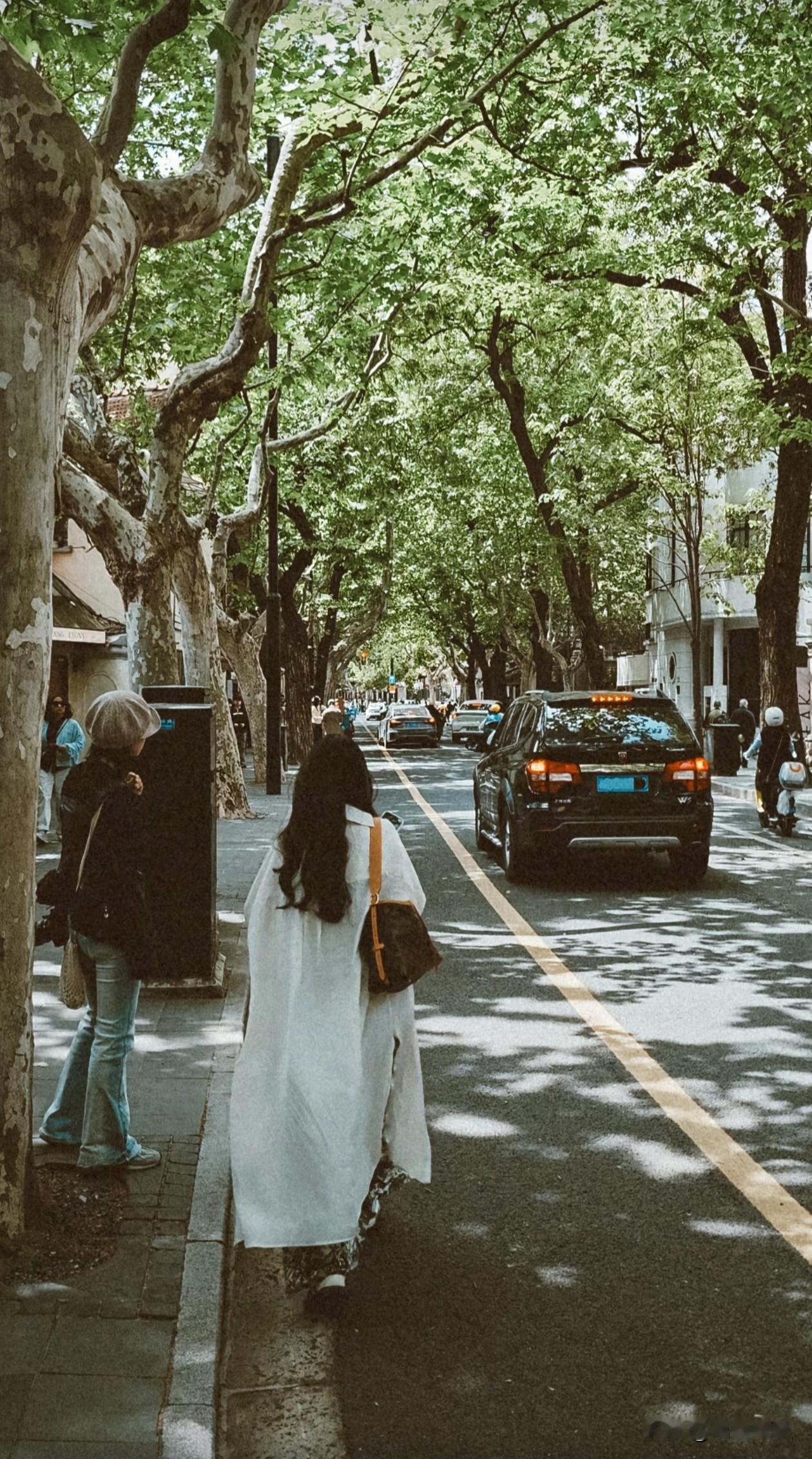 人只有快乐，运气才会好。