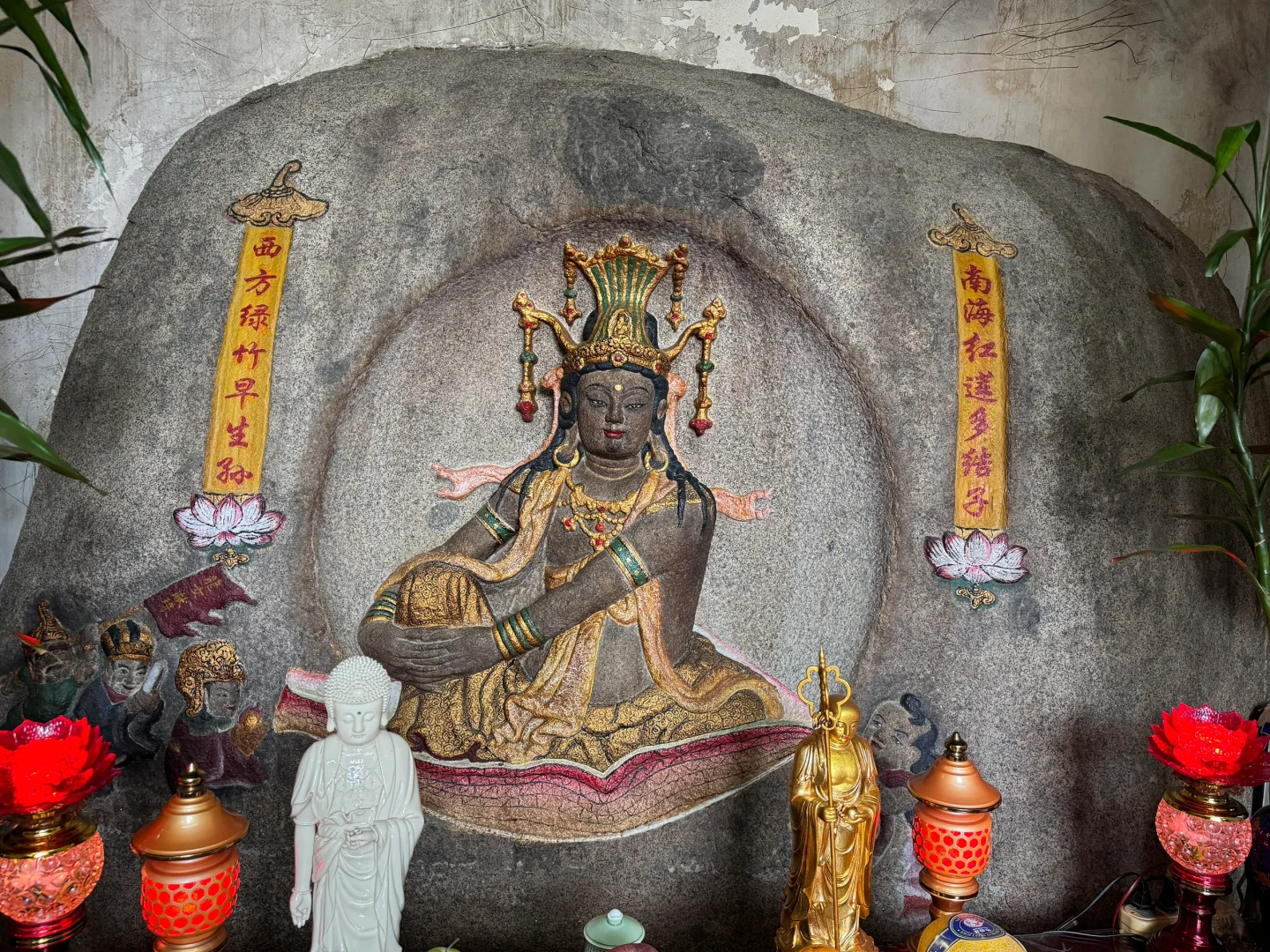在漳州农村，发现宋代“水月观音”