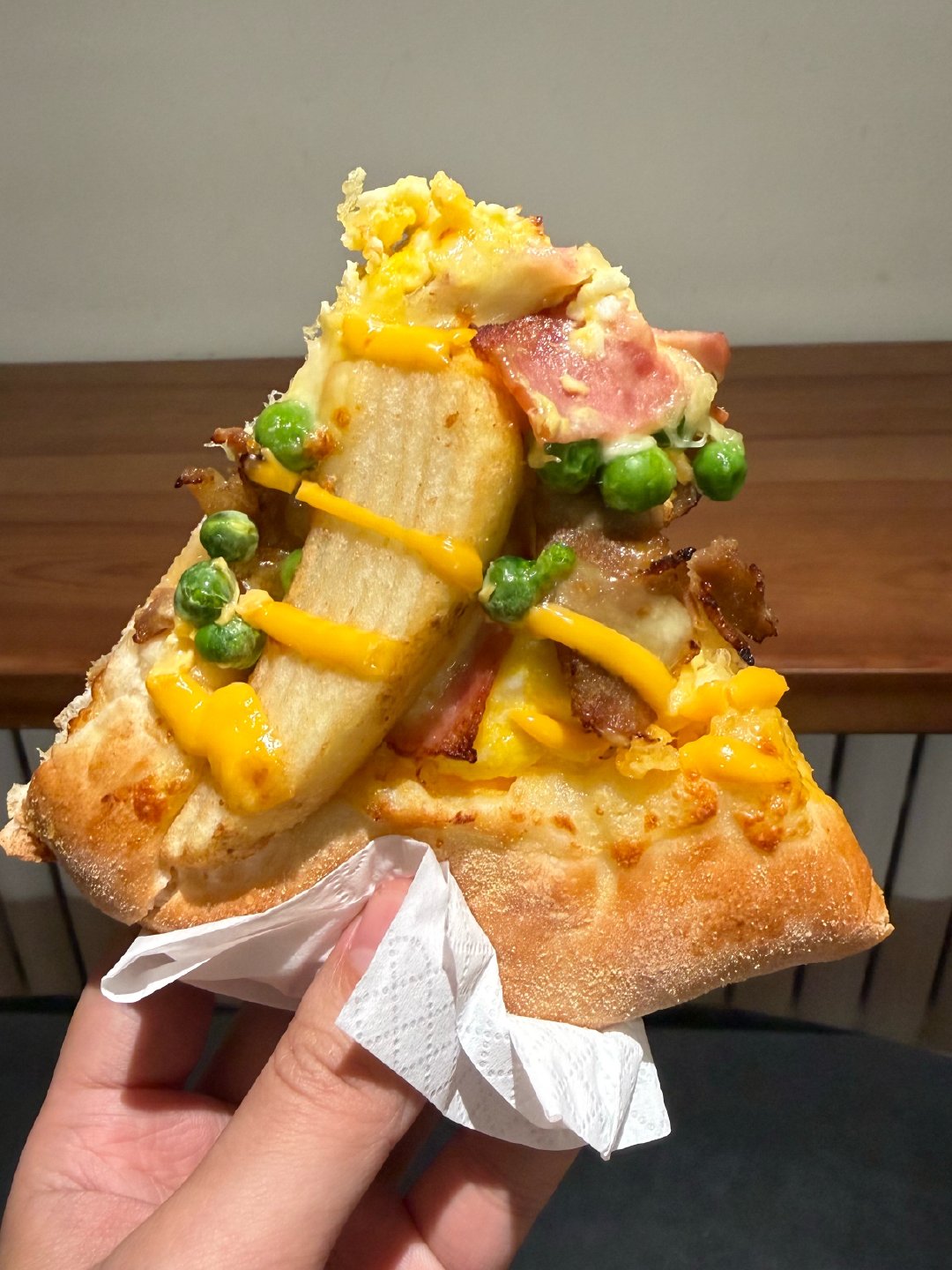 今天在棚里吃了两顿饭喝了一杯咖啡[柯基][柯基][柯基]cv倔强的小红军[超话]