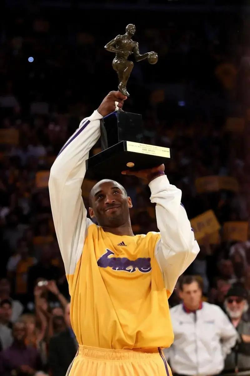 MVP赛季的科比究竟有多强？科比KobeBryant只关于科比 ​​​