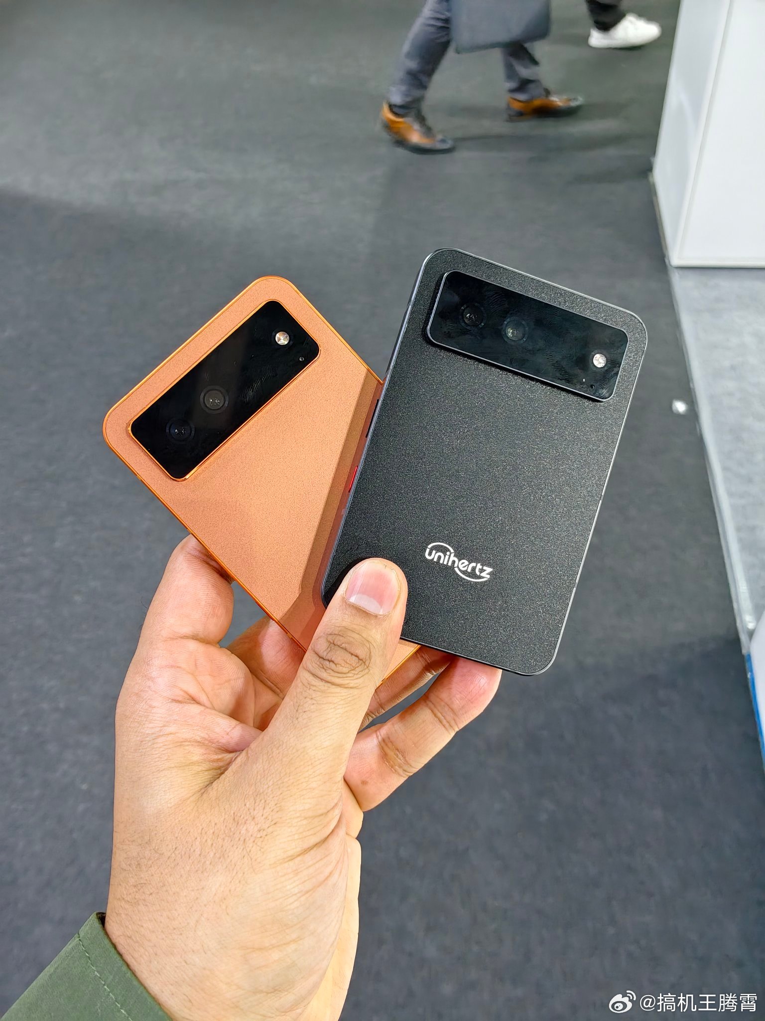 好家伙，文艺复兴了，Unihertz品牌推出了款名为「Titan 2 Elite