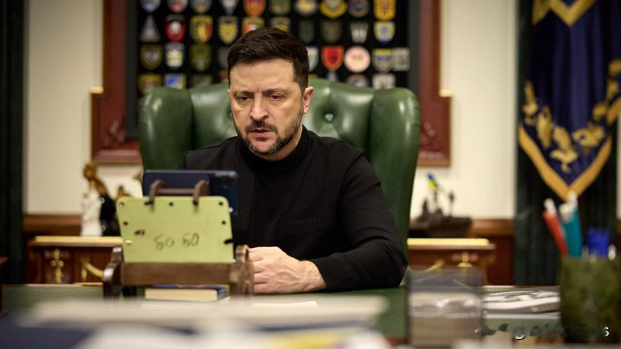 泽连斯基宣布准备将撤军问题提交公投

乌克兰总统弗拉基米尔·泽连斯基在接受福克斯