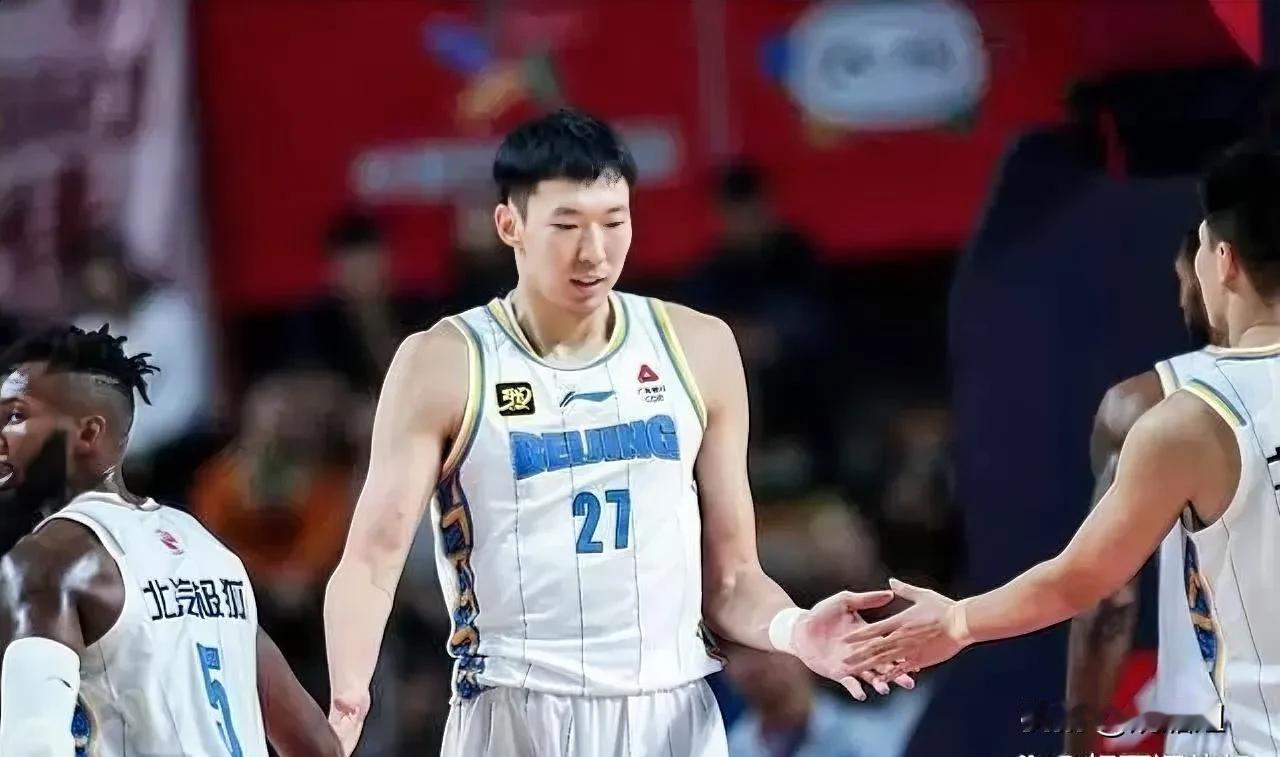 摊牌了！北京99:92北控，这一战让我们彻底看清了三名王牌球员！

1，周琦，他