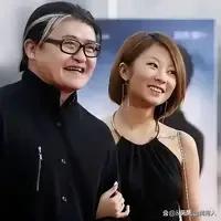 刘欢与女儿的亲密照，蕴藏着满满的父女深情
 
舞台之上的刘欢，是气势磅礴、格局开