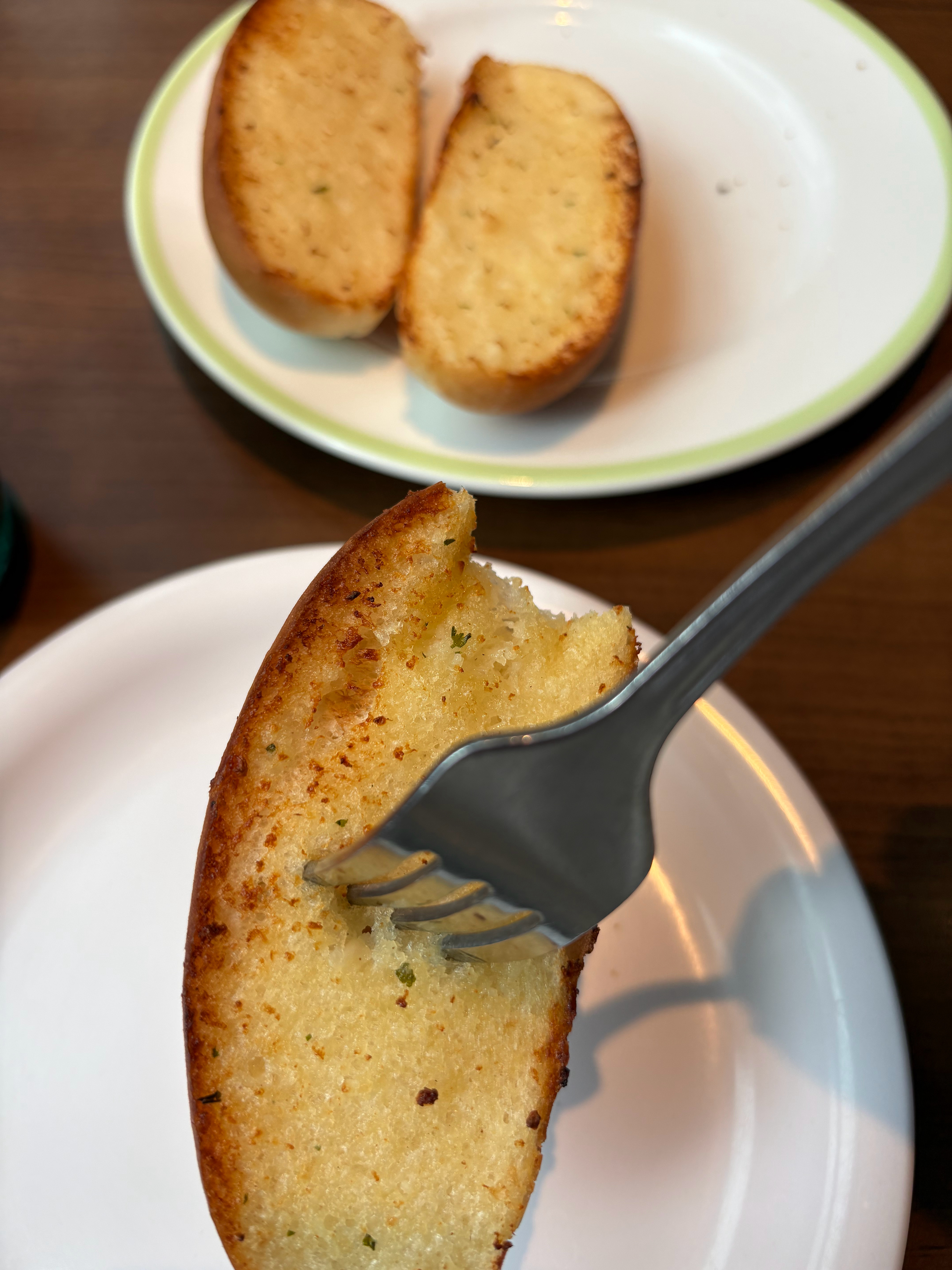 蒜香小面包😋😋😋😋 