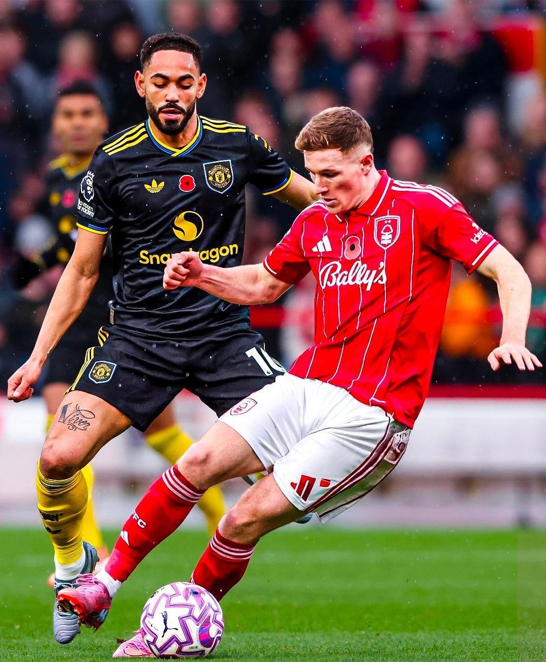 埃利奥特·安德森没卖，但门缝里透着光。
诺丁汉森林保级喘不过气，他心里早盘算着出