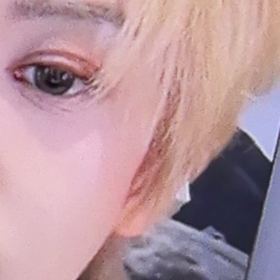 “我的爱一直在为你流眼泪。” 