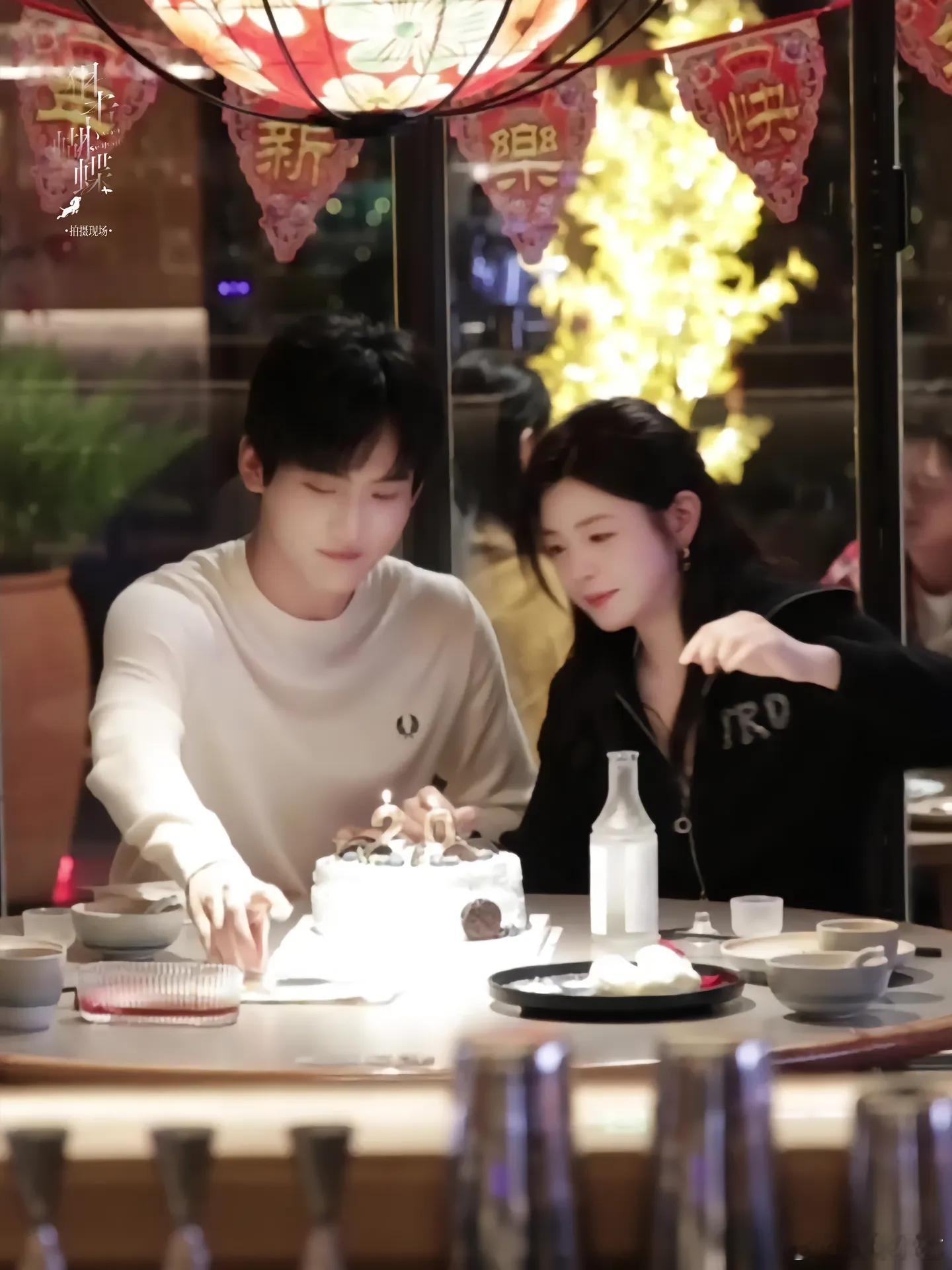 亦舞之城所有蝶蝶乐，让我们一起祝李雾________！ 