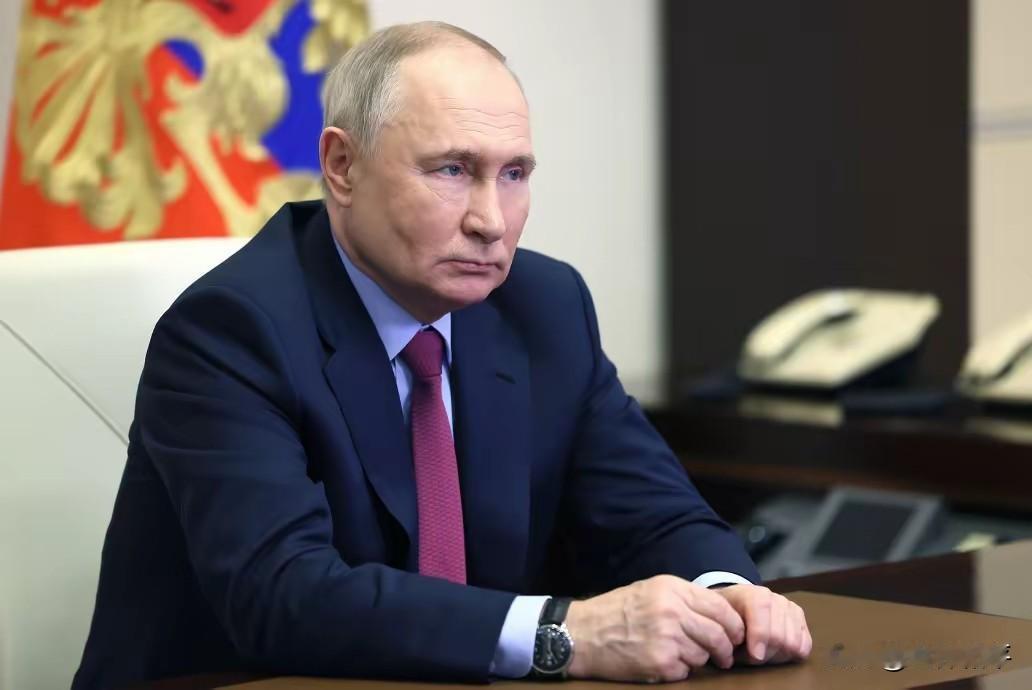 普京险遭“斩首”，特朗普怒气冲天，俄军箭在弦上要对乌报复，俄乌双方各执一词，真相