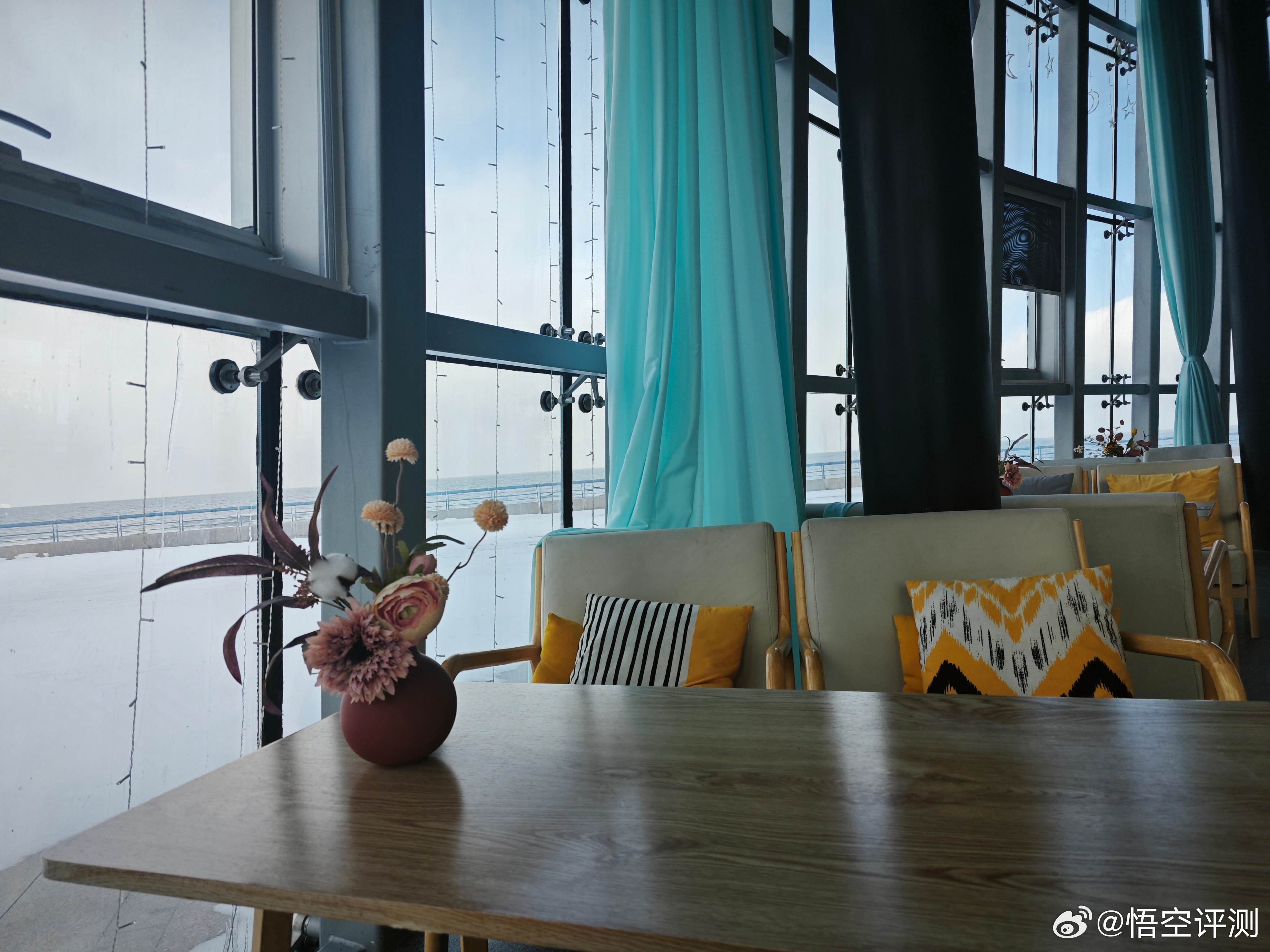 #孙东旭年薪1800万为东方甄选最高员工#无论如何吧，只能说99.99%年入不足