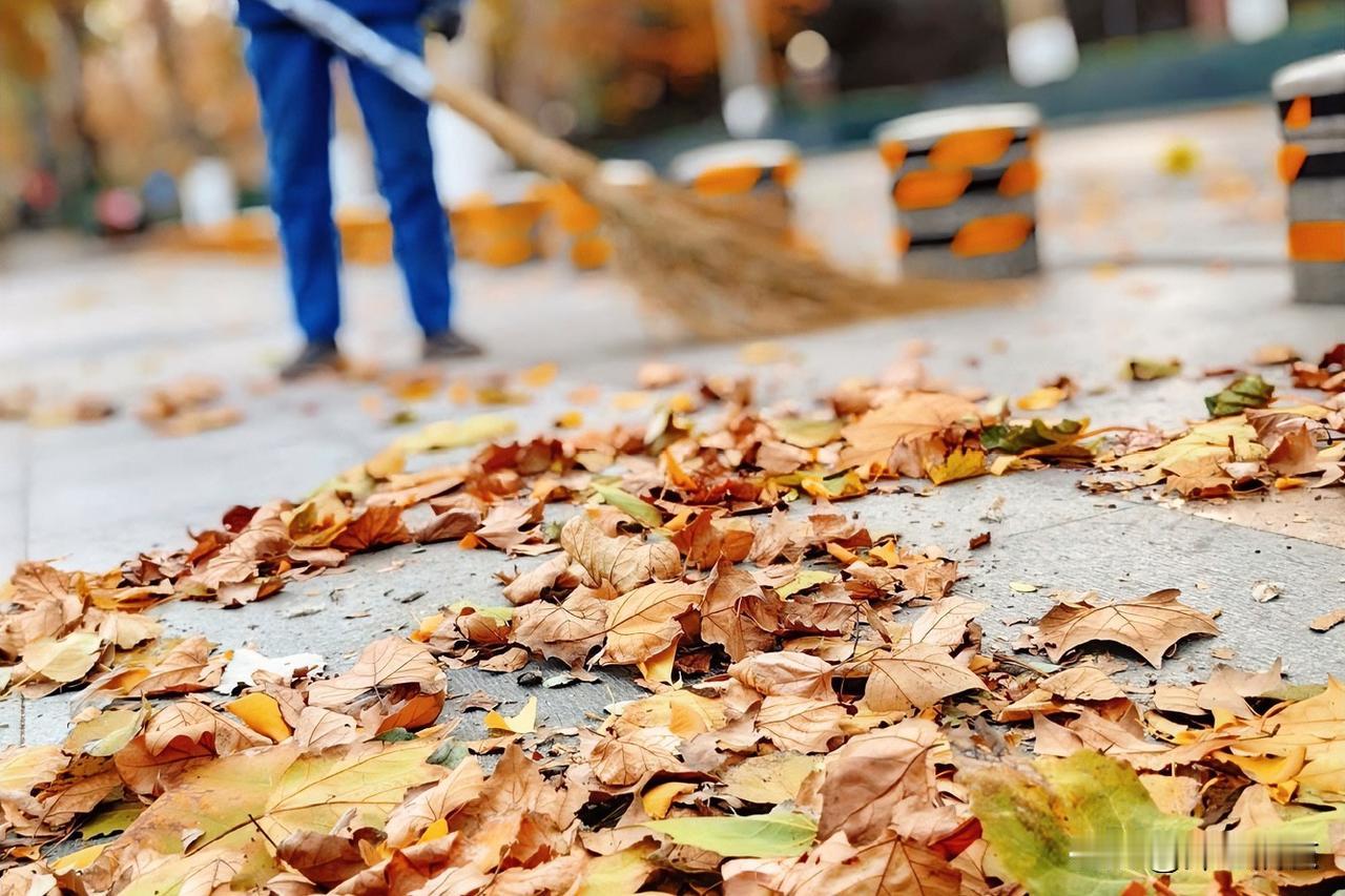现在的人过得很焦虑！

年轻人，单身的焦虑自己以后何去何从，更觉得自己生活单调乏