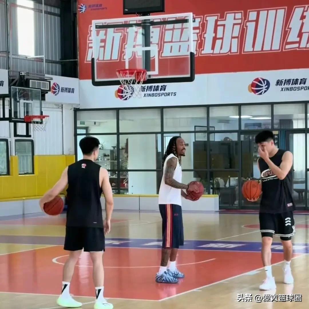 麦考尔不缺下家？如果广东不续约，他会选择哪家球队？

1. 北京北控

2.山东