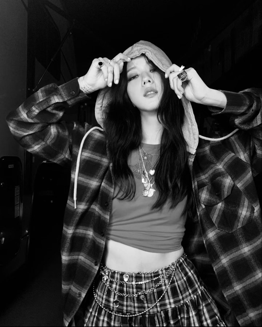 lisa墨🛞一，和继fu三公子3p很美金智秀 kpop 女一奢永一很美呀 