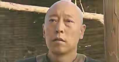 再看《乔家大院》，才读懂孙茂才背叛乔致庸的深层根源，乔家崛起后矛盾早已无法调和